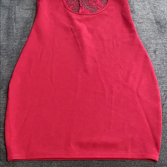 Red dress - Picture 5 of 5